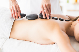 Hot-Stone-Massage Hot-Stone-Massage
