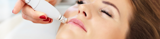 Microneedling bei der Ausführung Microneedling bei der Ausführung